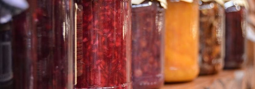 How To Make Jelly: Homemade Jelly Recipes, Jam and Jelly Ingredients guide cover image