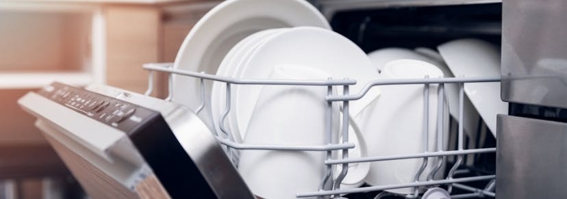 How to Use a Dishwasher guide cover image
