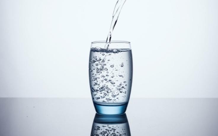 How Much Water Should You Drink Each Day? guide cover image