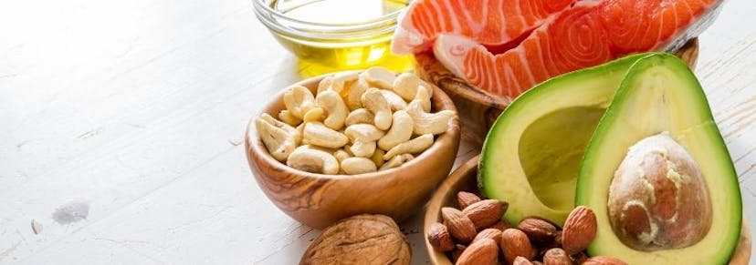 A Simple Guide to Choosing Healthy Fats guide cover image