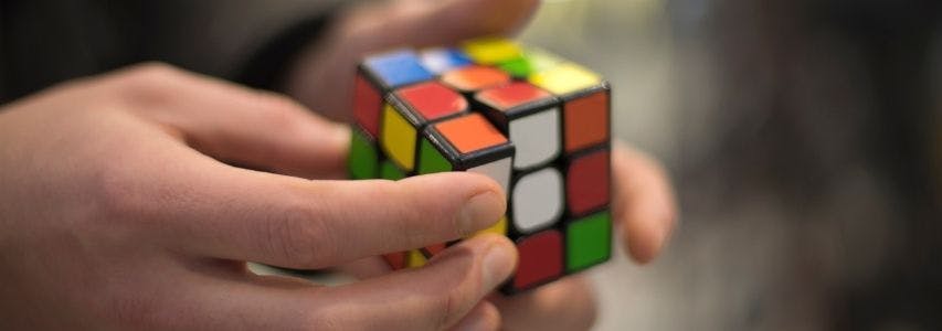 How To Solve a Rubik’s Cube guide cover image